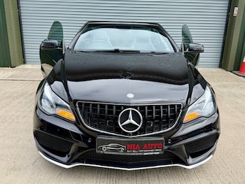 Used Mercedes-Benz E Class 2014 for sale - 79111488: Photo
