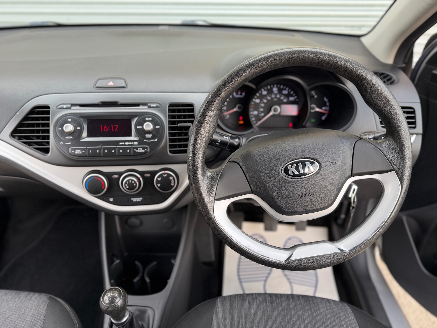 Used Kia Picanto 2014 for sale - 76149930: Photo 11