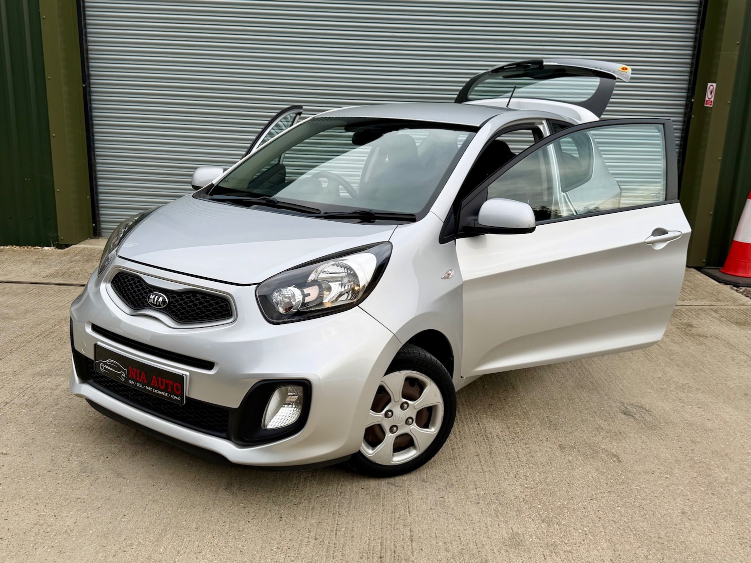 Used Kia Picanto 2014 for sale - 76149930: Photo 5