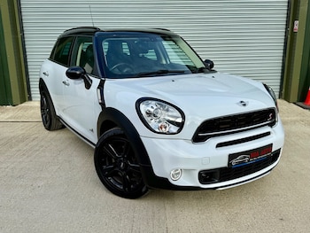 2016 (66) - 1.6 Cooper S ALL4/Low Mileage/ULEZ/6 Months Warranty 5-Door