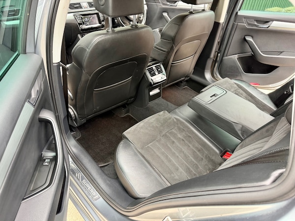 Used Skoda Superb 2015 for sale - 76258148: Photo 18