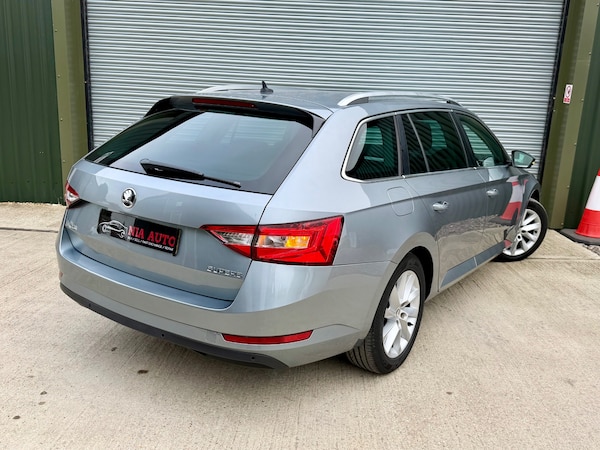 Used Skoda Superb 2015 for sale - 76258148: Photo 4
