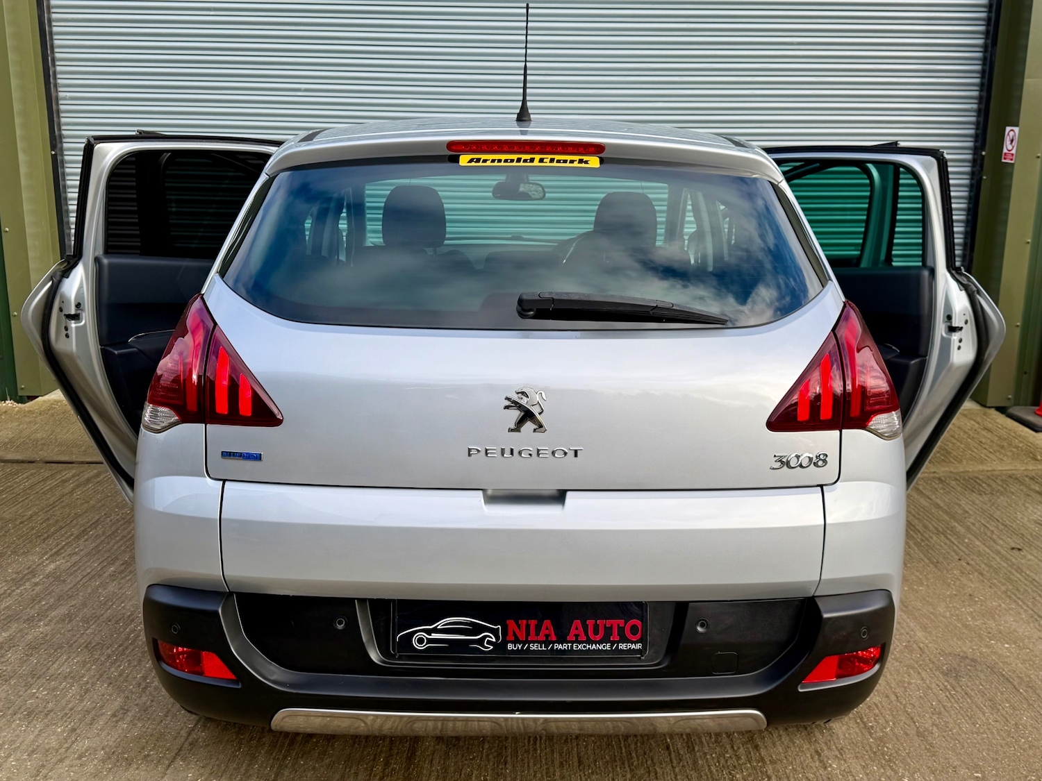Used Peugeot 3008 2016 for sale - 77443650: Photo 11