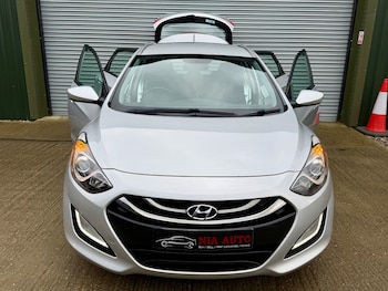 Used Hyundai i30 2013 for sale - 77562466: Photo