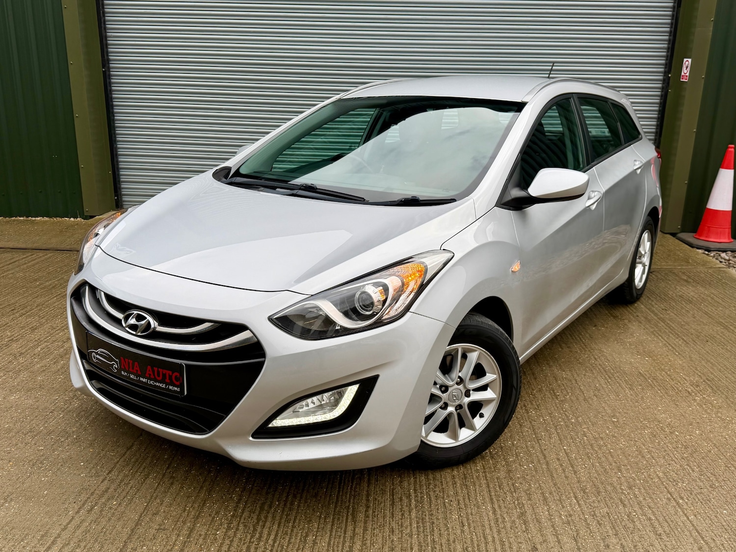 Used Hyundai i30 2013 for sale - 77562466: Photo 3