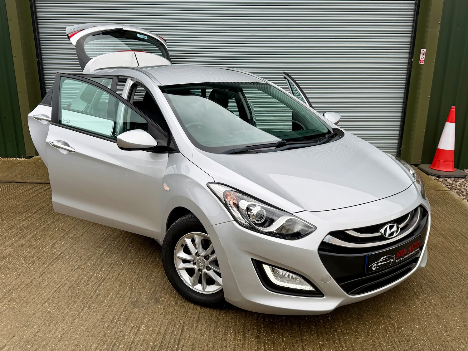 Used Hyundai i30 2013 for sale - 77562466: Photo 7