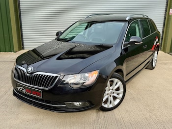 Used Skoda Superb 2015 for sale - 78745230: Photo