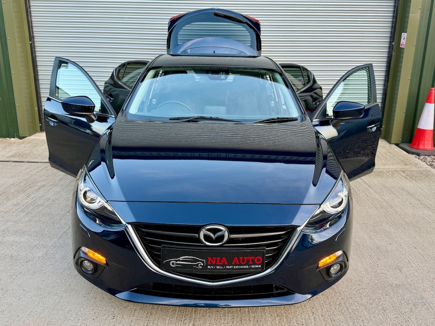 Used Mazda Mazda3 2016 for sale - 76471394: Photo 1