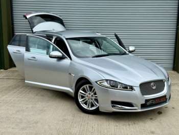 Used Jaguar XF 2015 for sale - 74918889: Photo