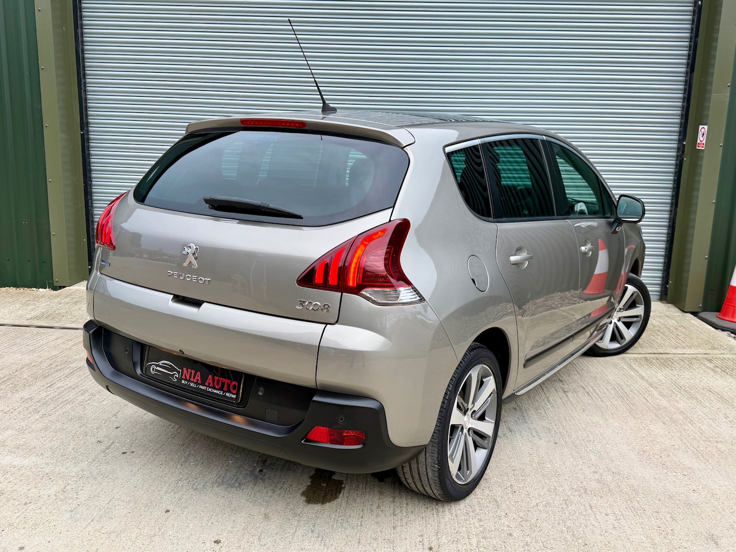 Used Peugeot 3008 2016 for sale - 76431069: Photo 7