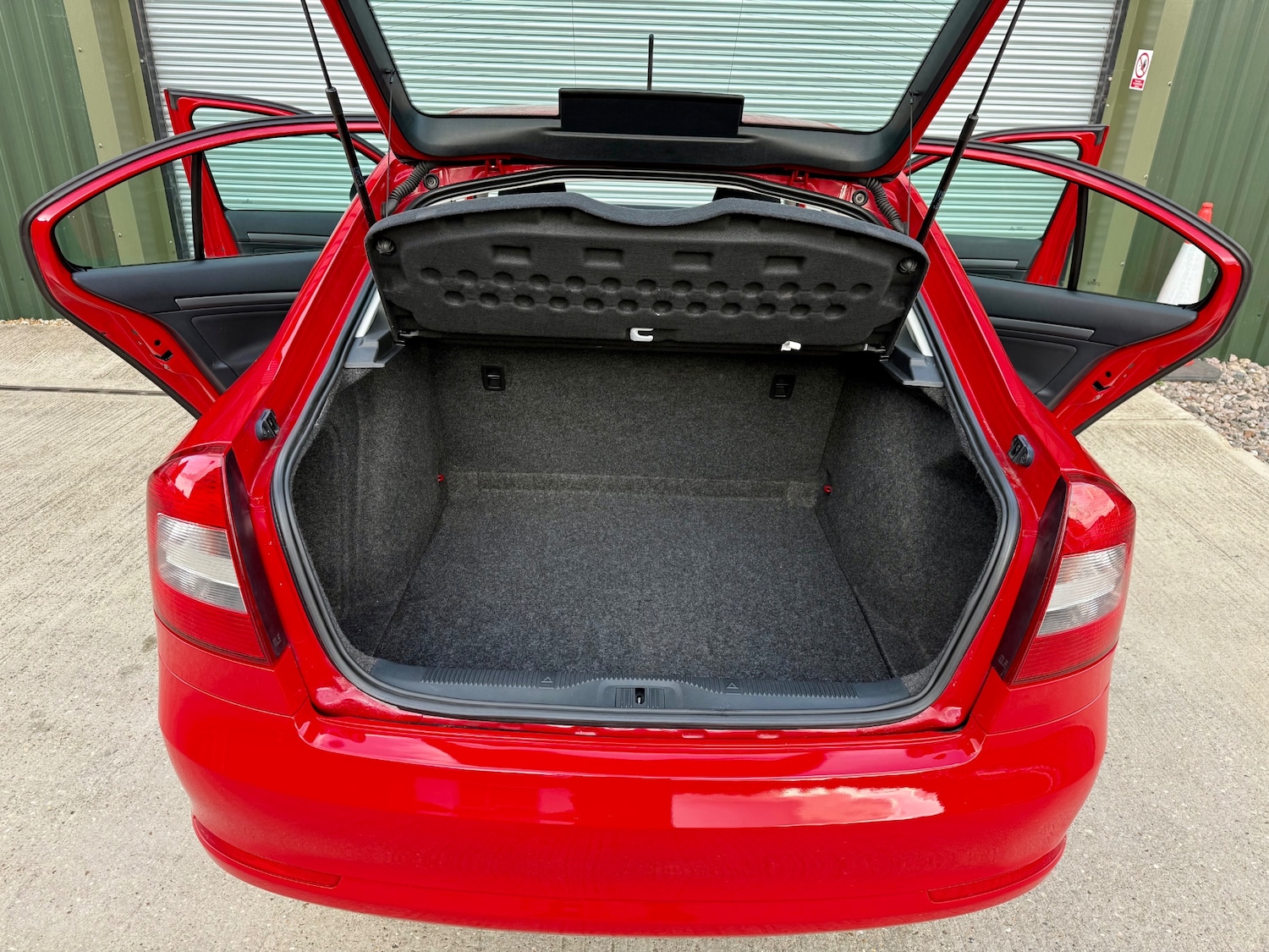 Used Skoda Octavia 2012 for sale - 75988259: Photo 18