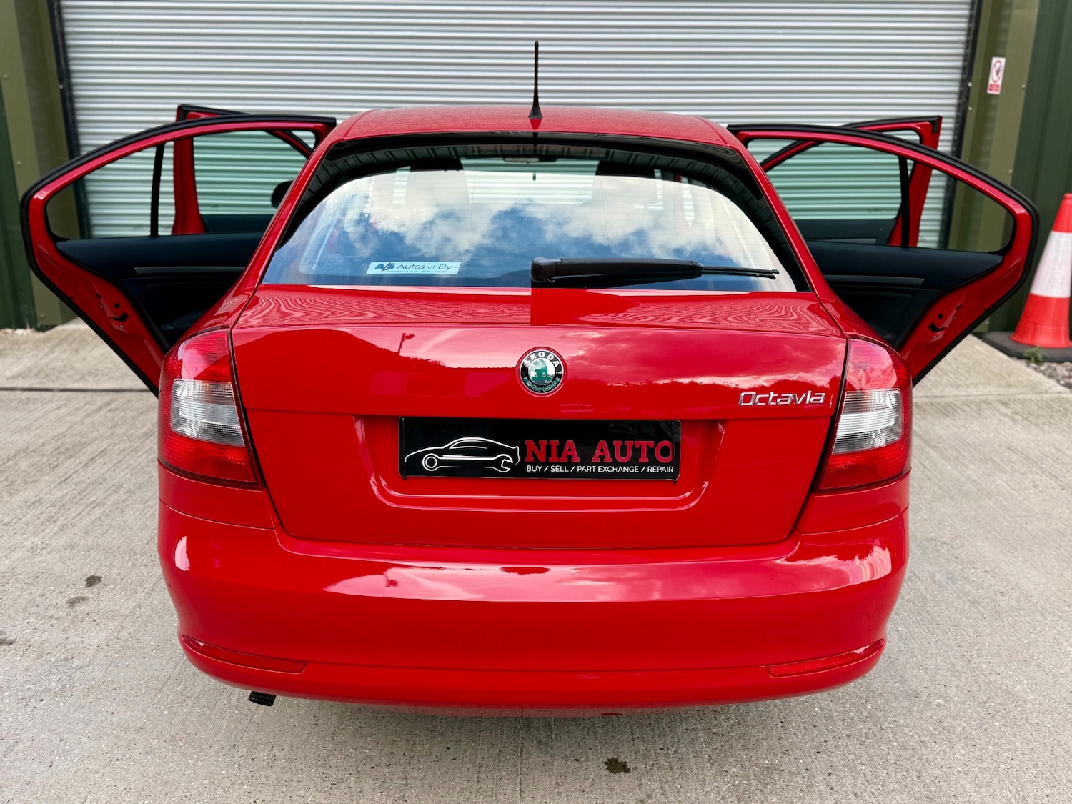 Used Skoda Octavia 2012 for sale - 75988259: Photo 9