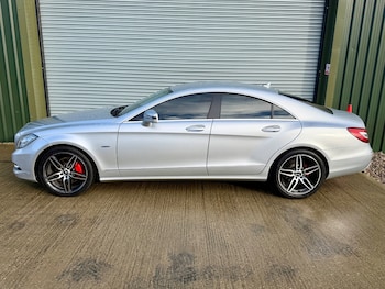 Used Mercedes-Benz CLS 2011 for sale - 77522305: Photo