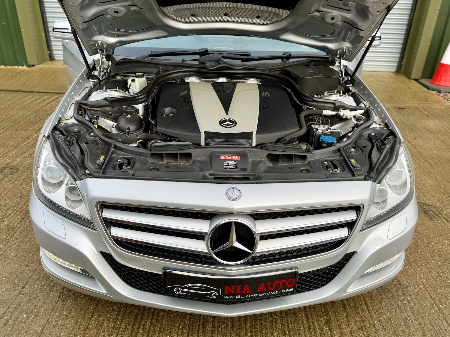 Used Mercedes-Benz CLS 2011 for sale - 77522305: Photo 9