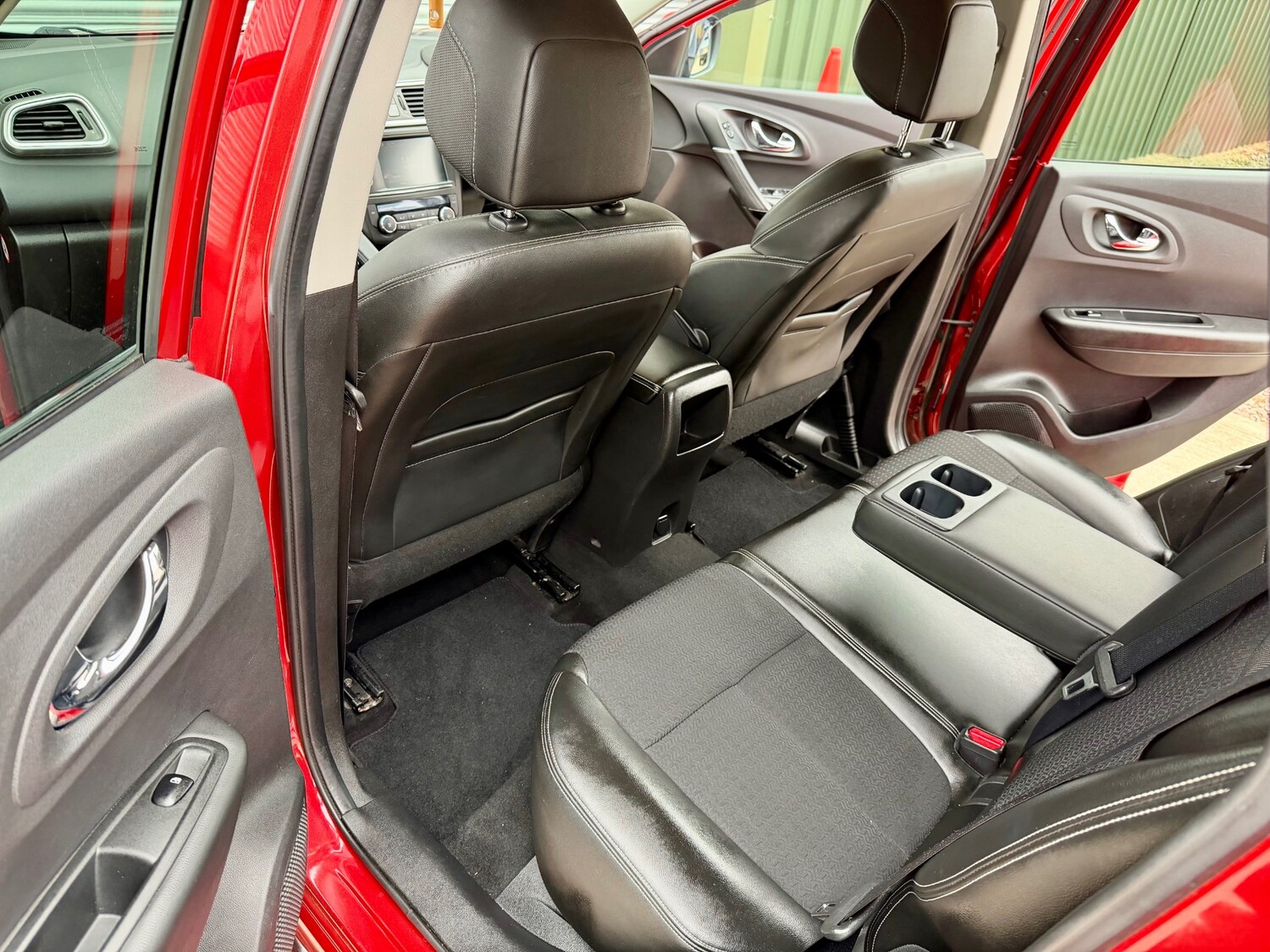 Used Renault Kadjar 2015 for sale - 76198648: Photo 17