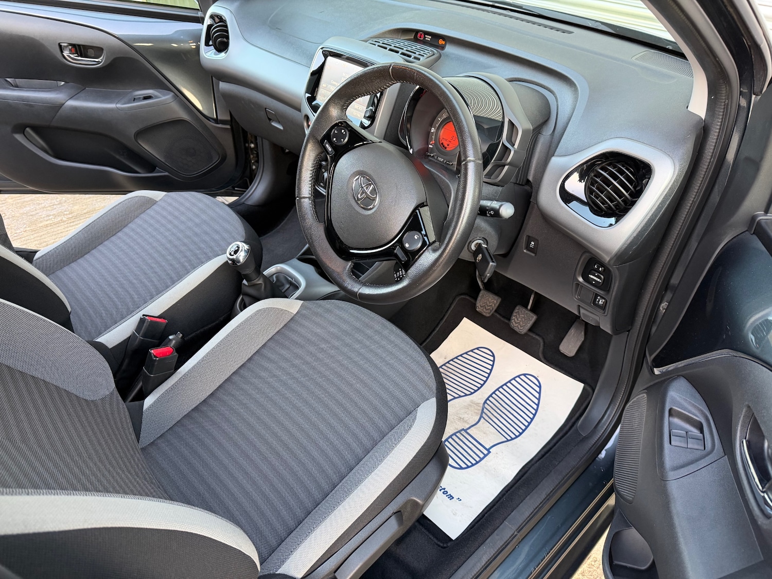 Used Toyota AYGO 2019 for sale - 77014983: Photo 13