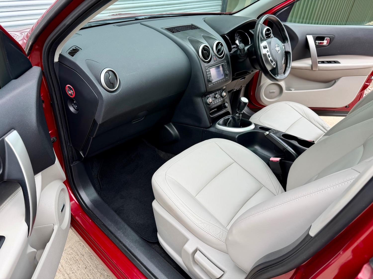 Used Nissan Qashqai 2010 for sale - 76225476: Photo 12