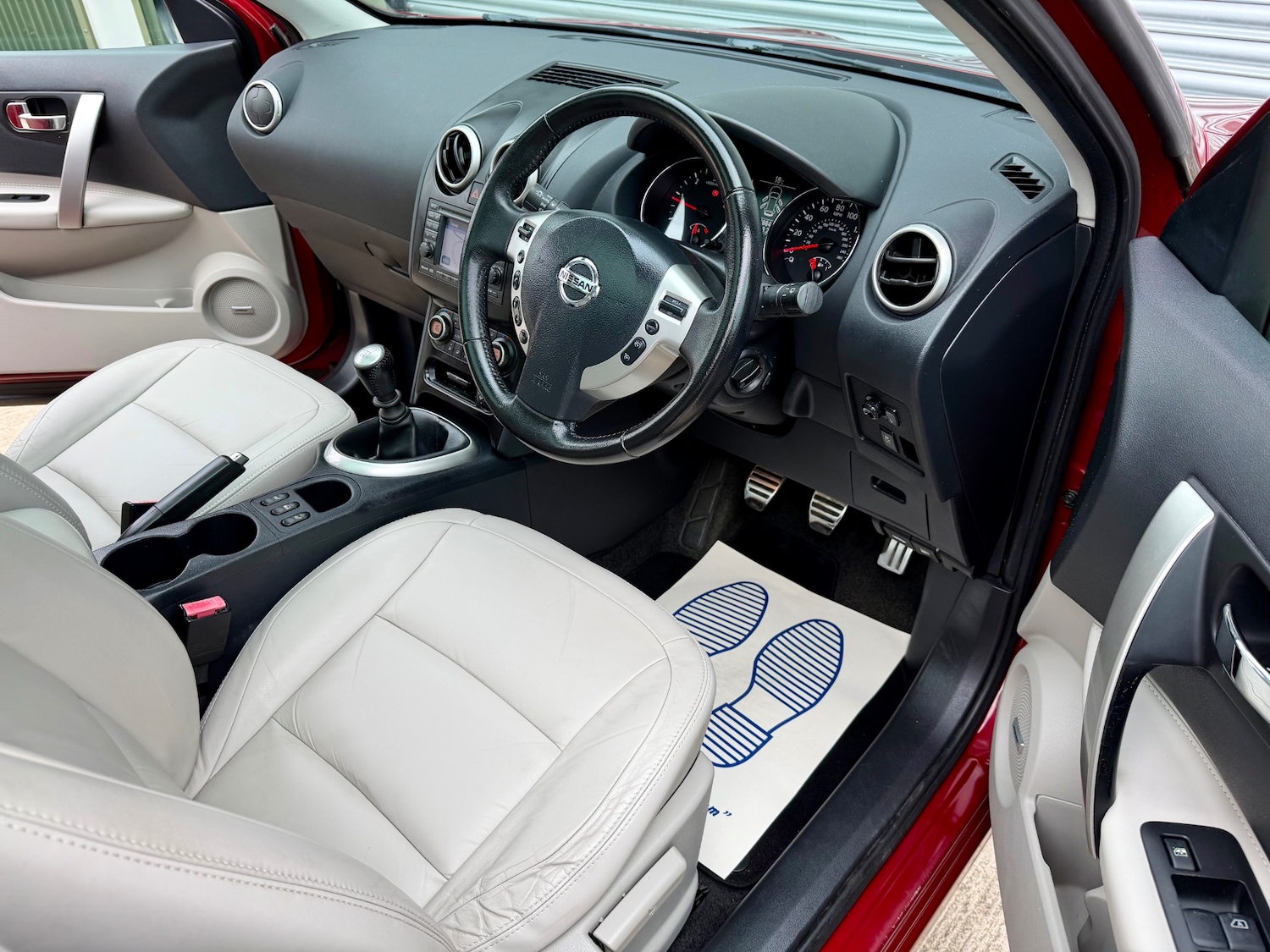 Used Nissan Qashqai 2010 for sale - 76225476: Photo 17