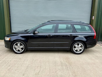 Used Volvo V50 2009 for sale - 78639938: Photo