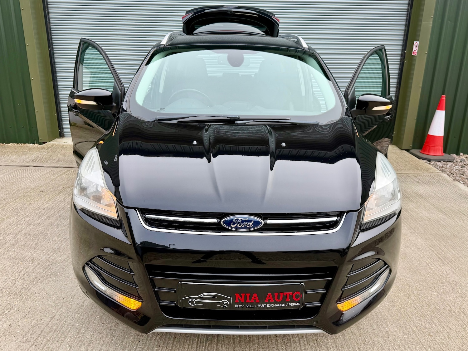 Used Ford Kuga 2013 for sale - 77782104: Photo 2