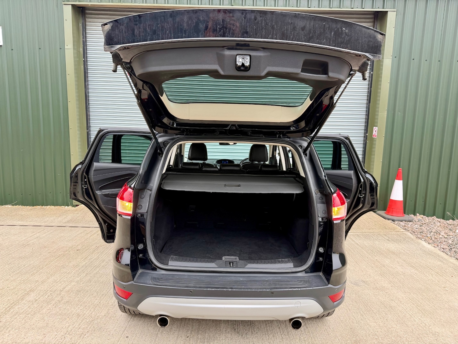 Used Ford Kuga 2013 for sale - 77782104: Photo 20