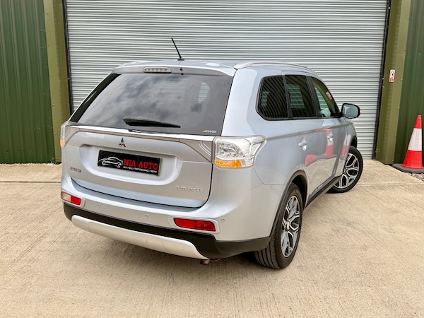 Used Mitsubishi Outlander 2014 for sale - 75566571: Photo 2