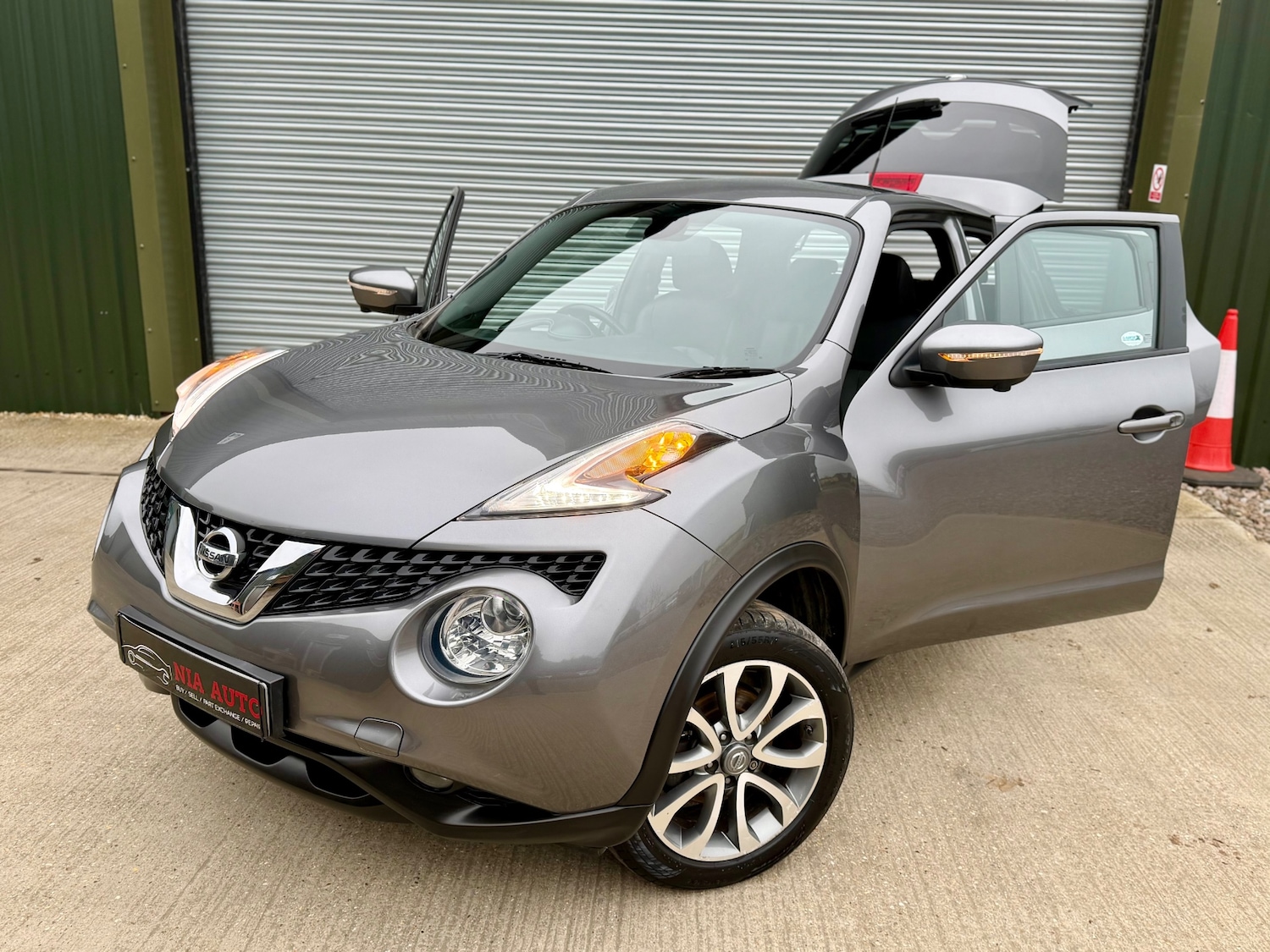 Used Nissan Juke 2015 for sale - 77798670: Photo 5
