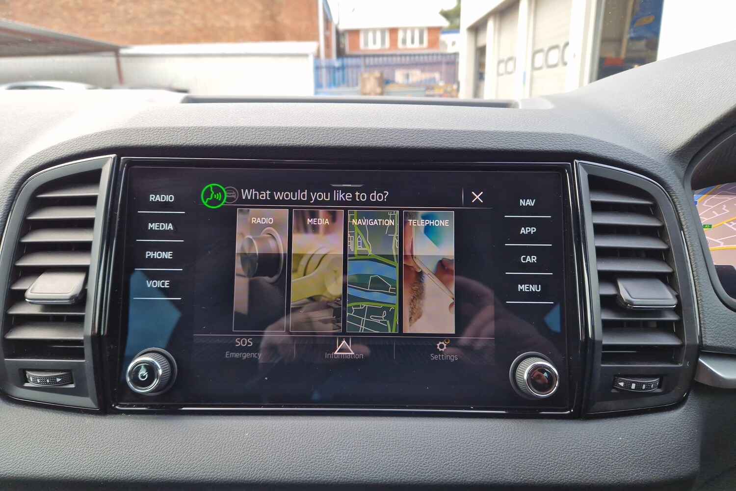 Used Skoda Karoq 2025 for sale - 77725542: Photo 23