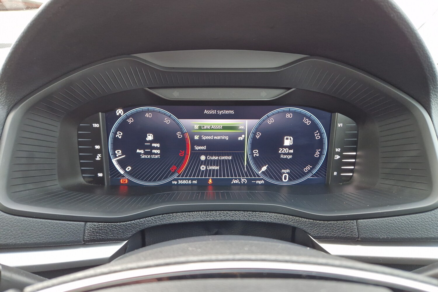 Used Skoda Karoq 2025 for sale - 77725542: Photo 9