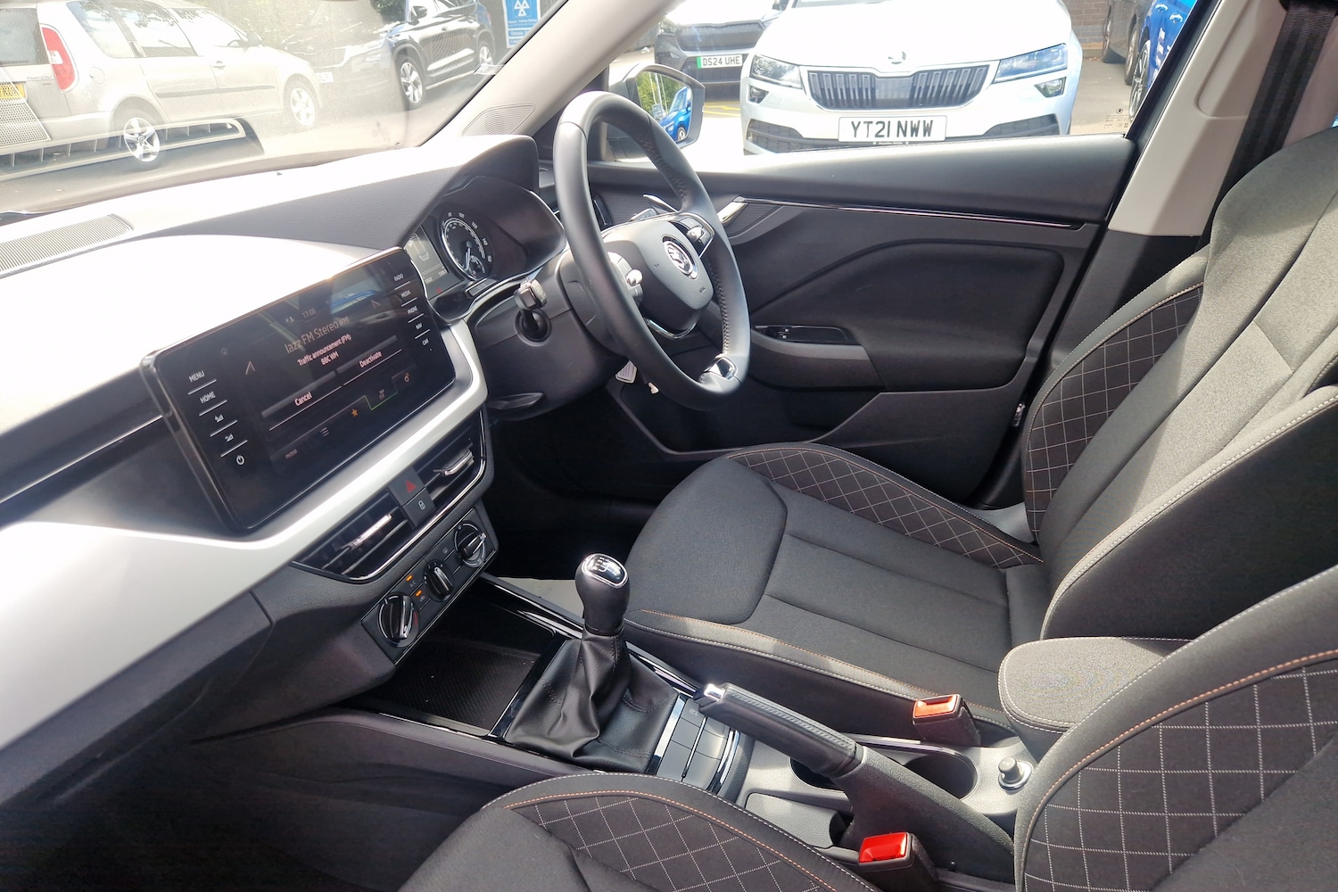 Used Skoda Kamiq 2022 for sale - 77552083: Photo 2