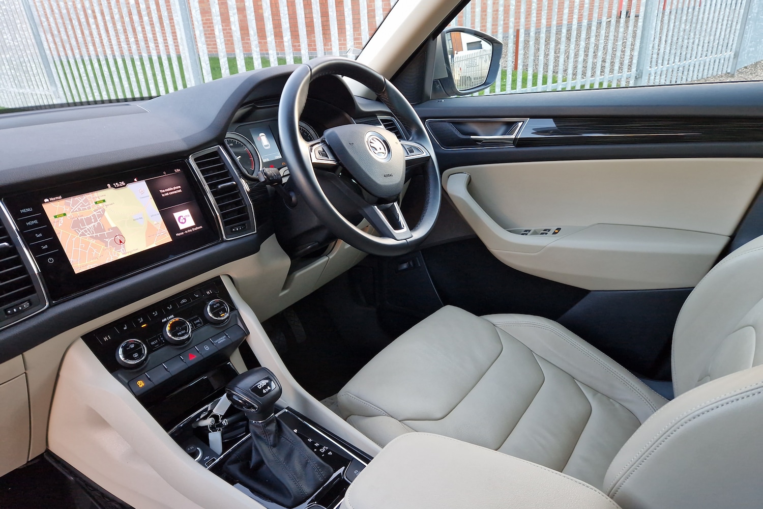 Used Skoda Kodiaq 2017 for sale - 76673461: Photo 2