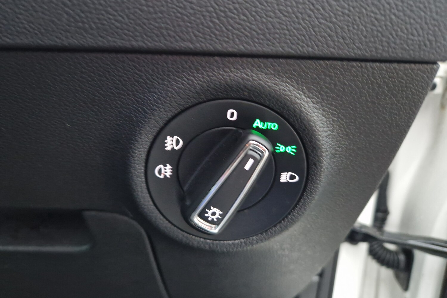 Used Skoda Karoq 2019 for sale - 76977525: Photo 20