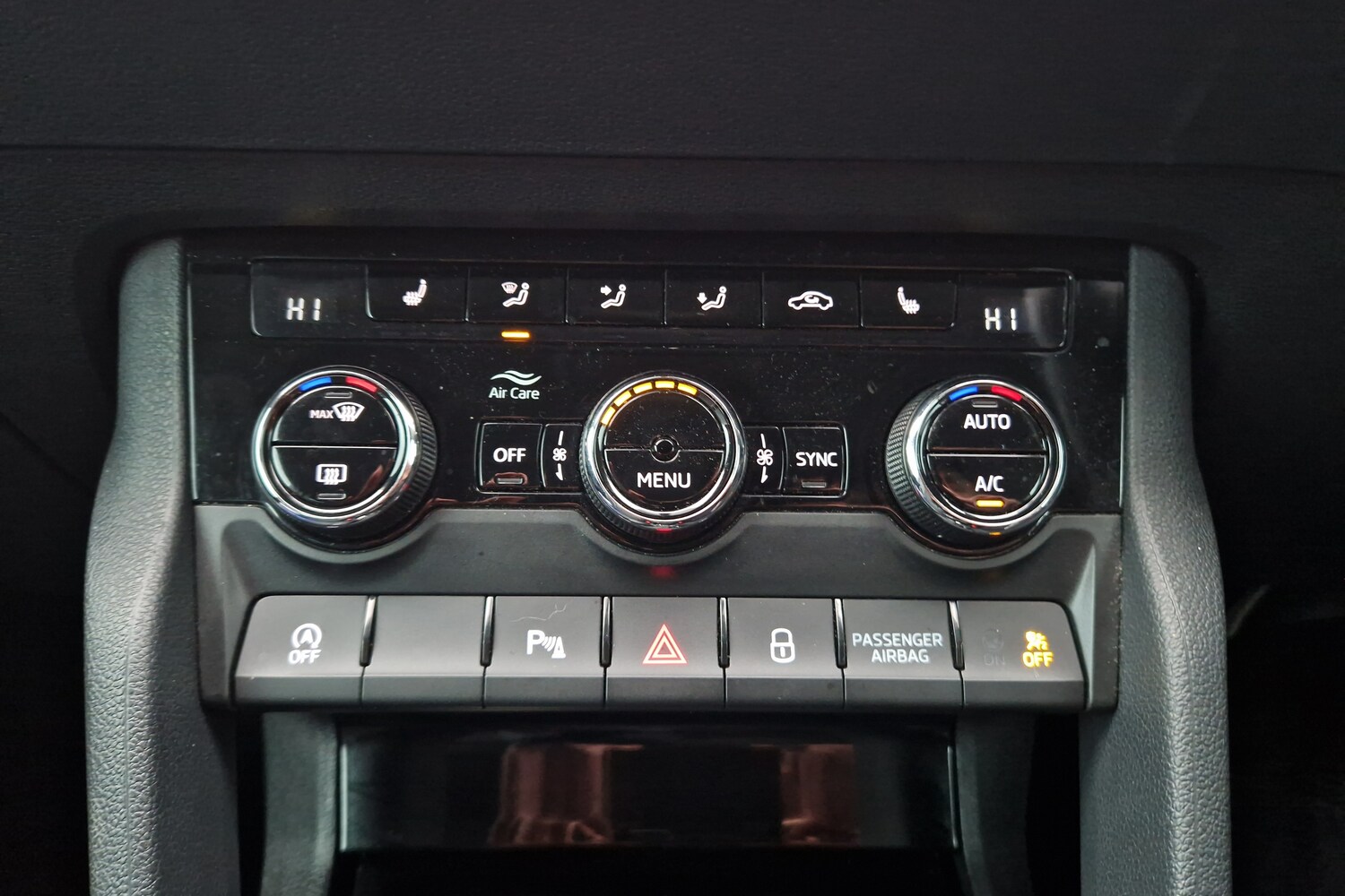 Used Skoda Karoq 2019 for sale - 76977525: Photo 23