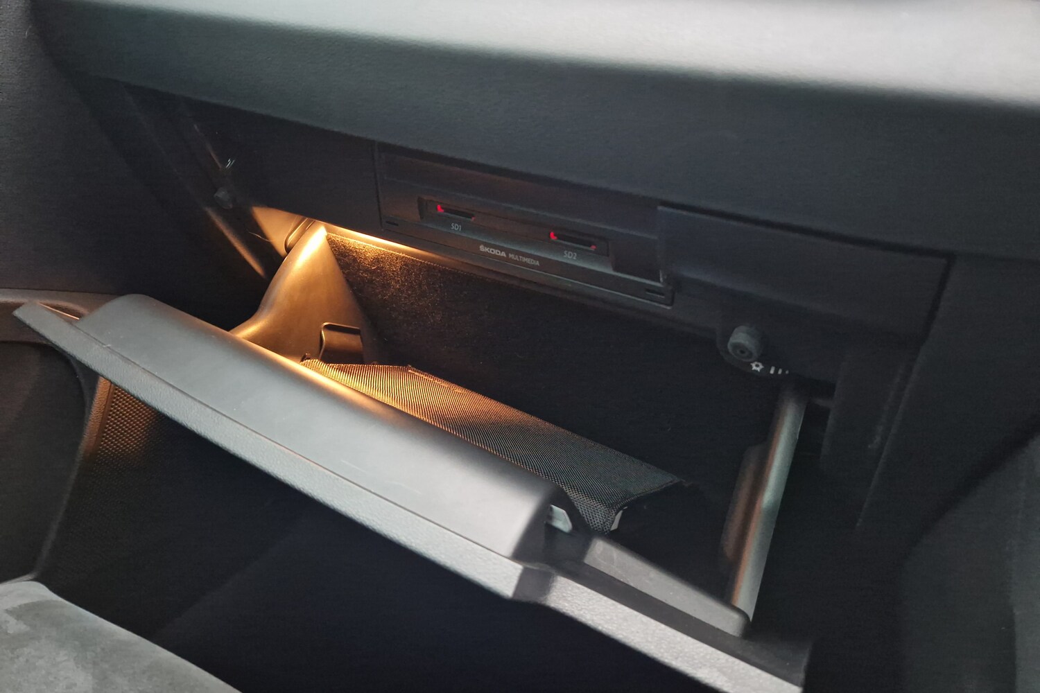 Used Skoda Karoq 2019 for sale - 76977525: Photo 24