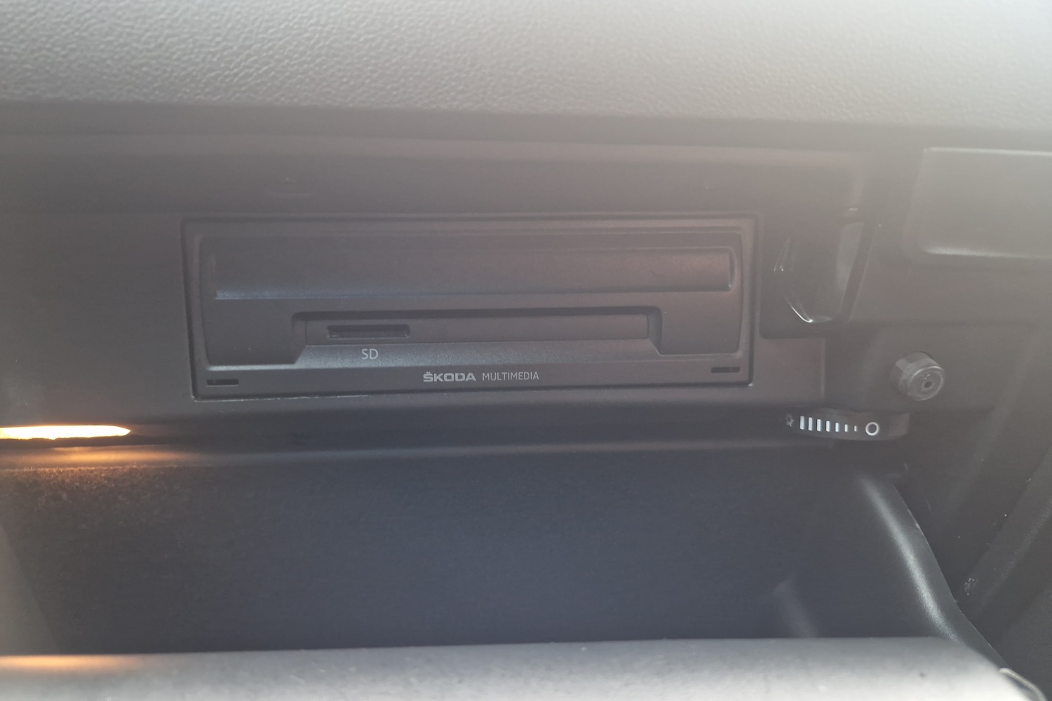 Used Skoda Karoq 2018 for sale - 76311304: Photo 25