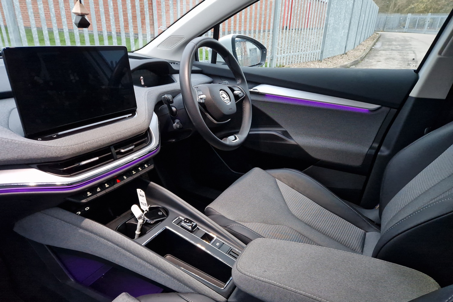 Used Skoda Enyaq 2024 for sale - 78144655: Photo 2