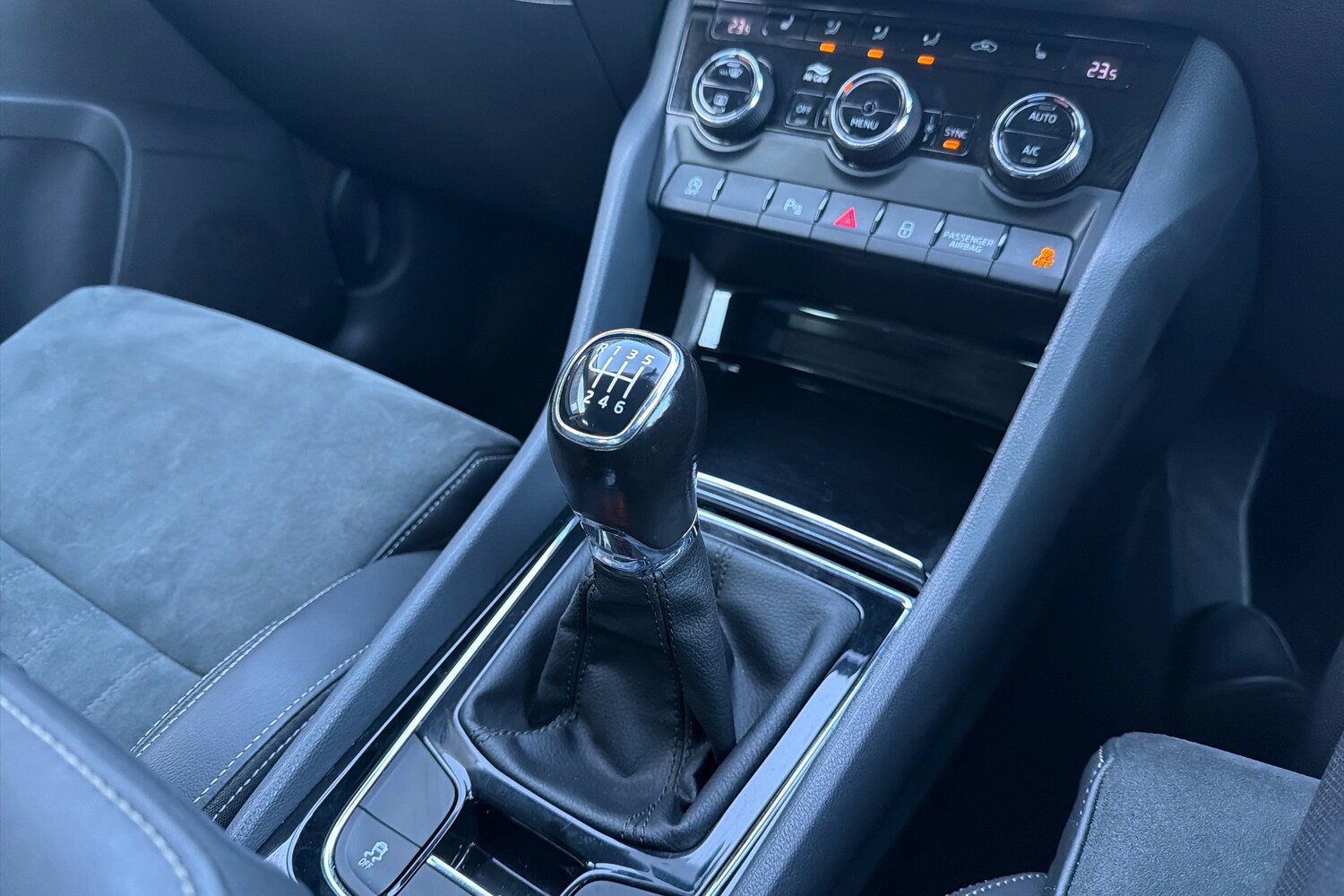 Used Skoda Karoq 2020 for sale - 76514527: Photo 15