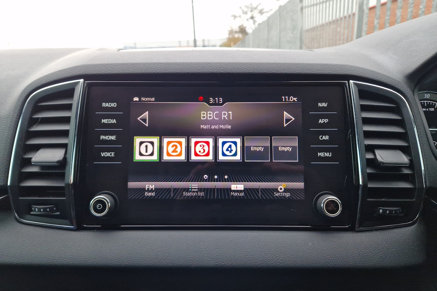 Used Skoda Karoq 2019 for sale - 76673805: Photo 25