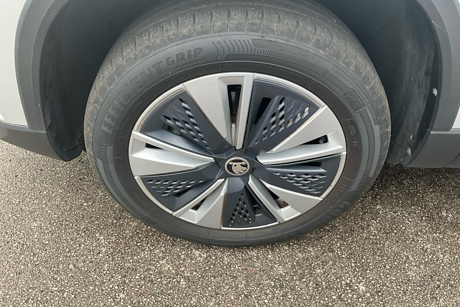 Used Skoda Karoq 2023 for sale - 77268952: Photo 15