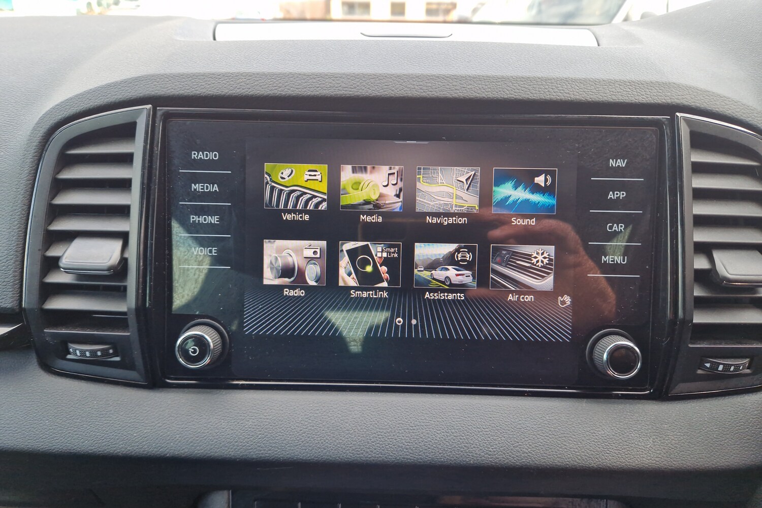 Used Skoda Karoq 2024 for sale - 77826240: Photo 18