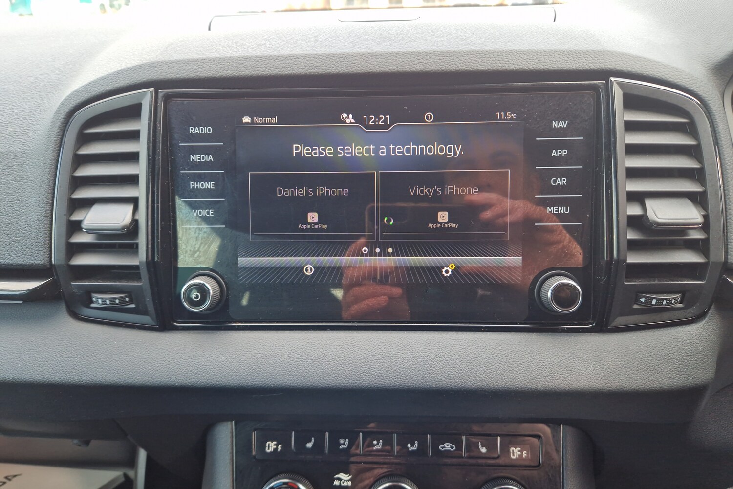 Used Skoda Karoq 2024 for sale - 77826240: Photo 19