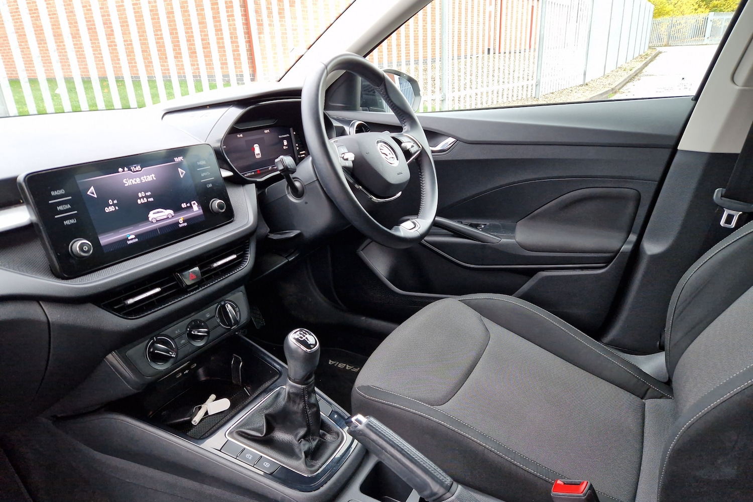 Used Skoda Fabia 2023 for sale - 76676858: Photo 2