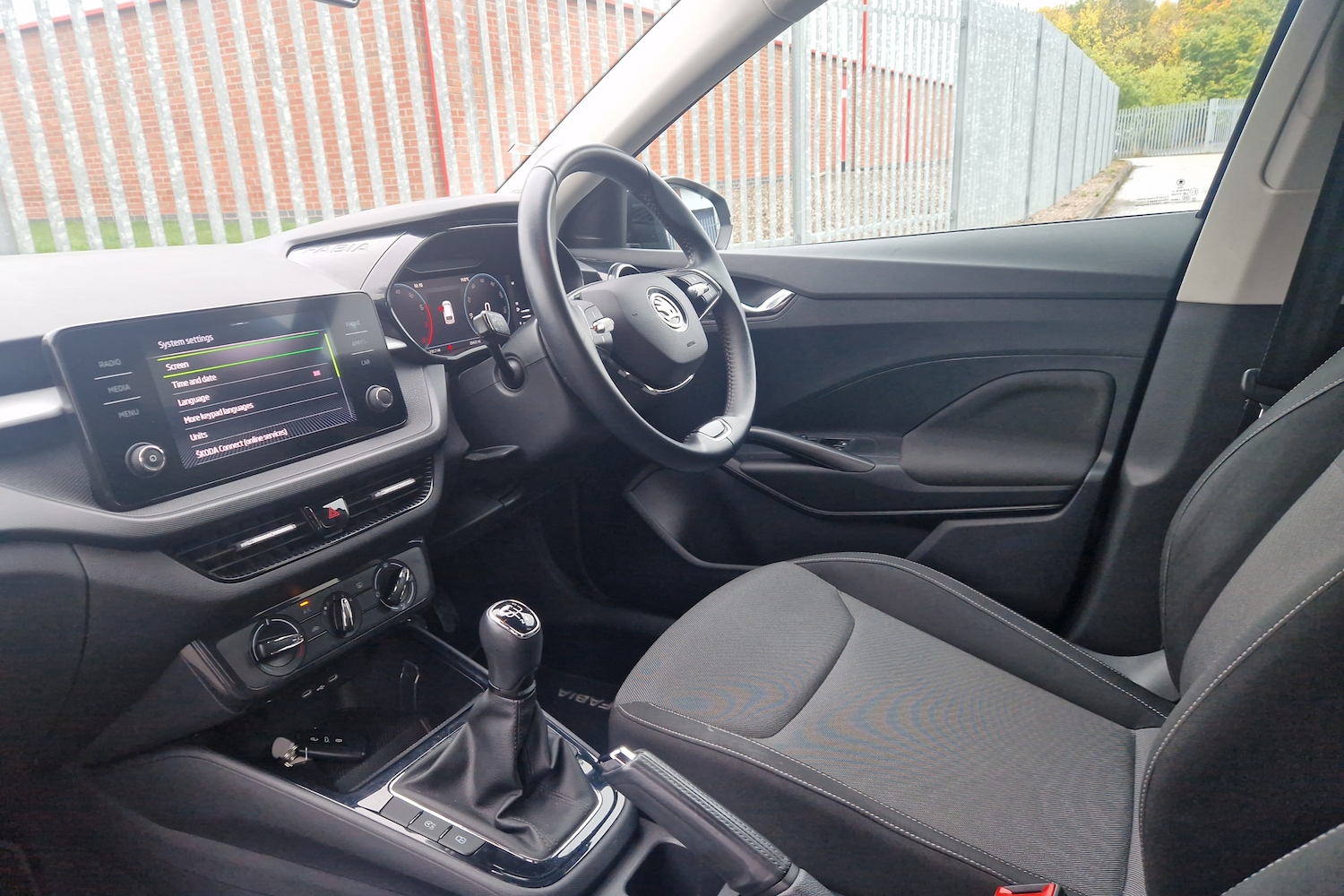 Used Skoda Fabia 2022 for sale - 76675331: Photo 2