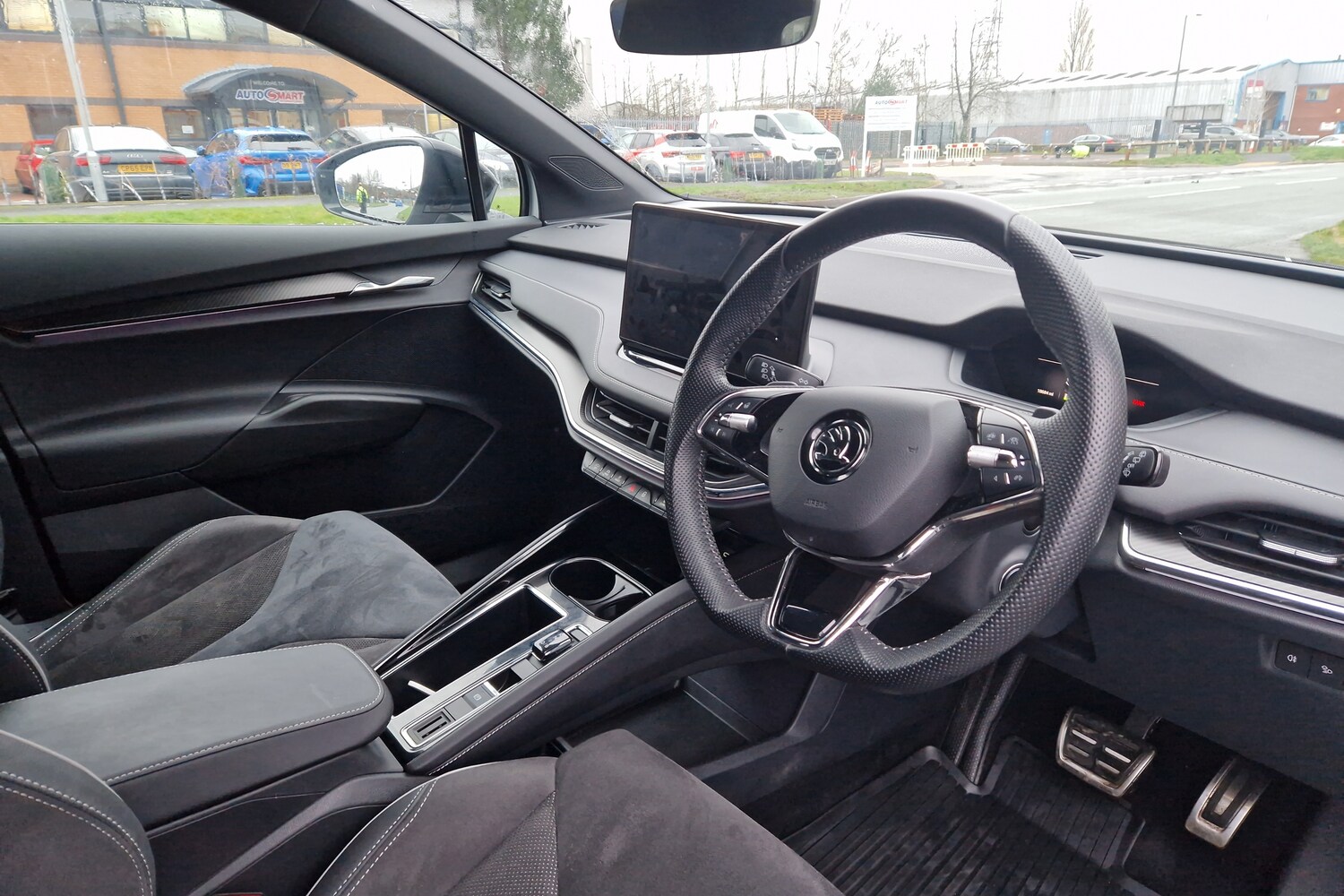 Used Skoda Enyaq 2023 for sale - 77698001: Photo 6