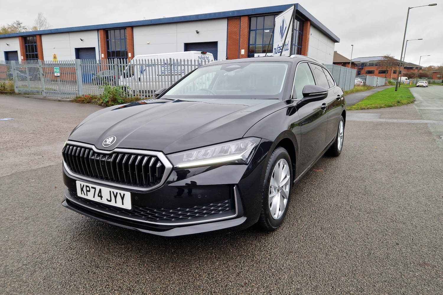 Used Skoda Superb 2024 for sale - 76676550: Photo 12