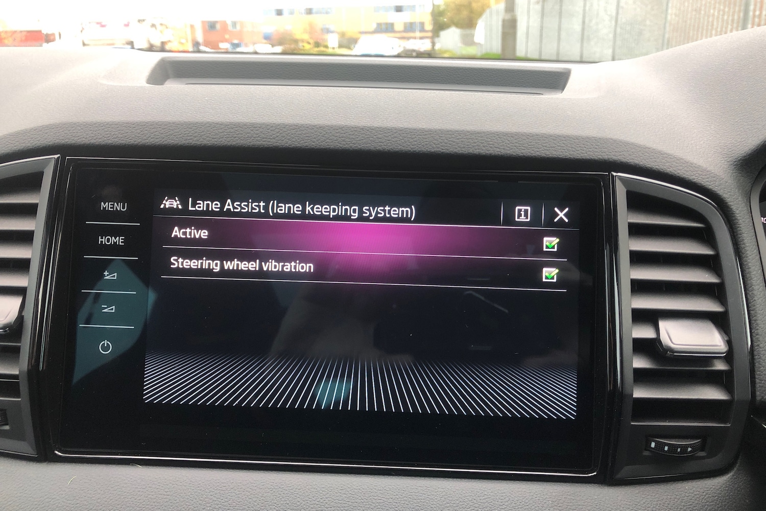 Used Skoda Karoq 2025 for sale - 76942870: Photo 14