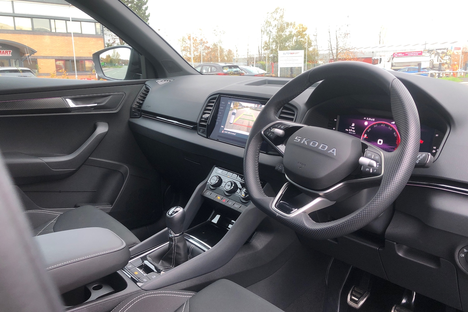 Used Skoda Karoq 2025 for sale - 76942870: Photo 6