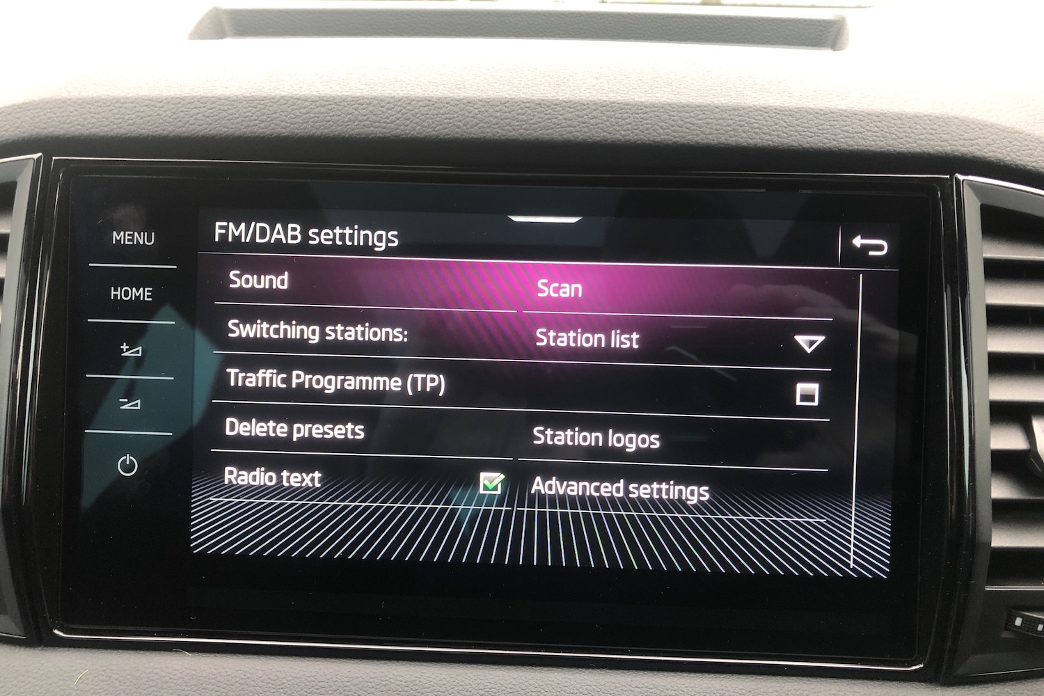 Used Skoda Karoq 2025 for sale - 76942870: Photo 8