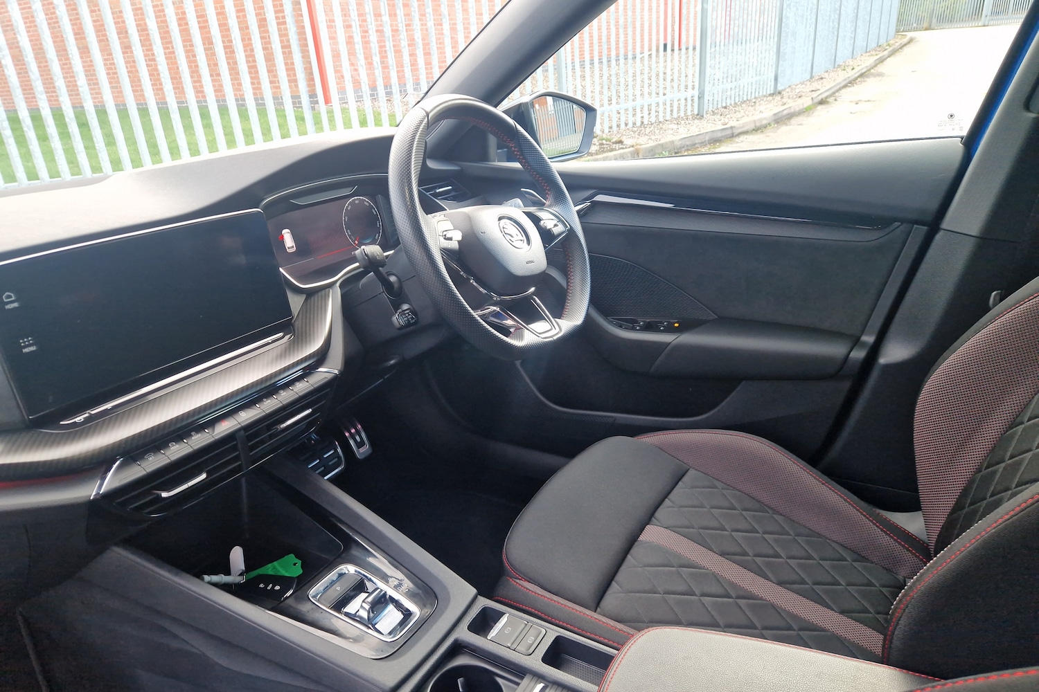 Used Skoda Octavia 2024 for sale - 77332850: Photo 2