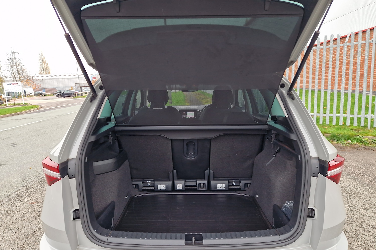 Used Skoda Karoq 2023 for sale - 76676347: Photo 16